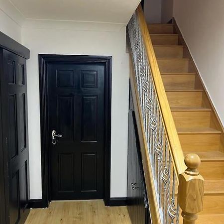 Cheerful 3 Bed House With Free Parking. Villa Nottingham Exterior photo