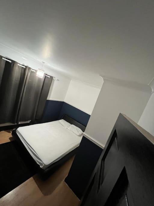 Cheerful 3 Bed House With Free Parking. Villa Nottingham Exterior photo