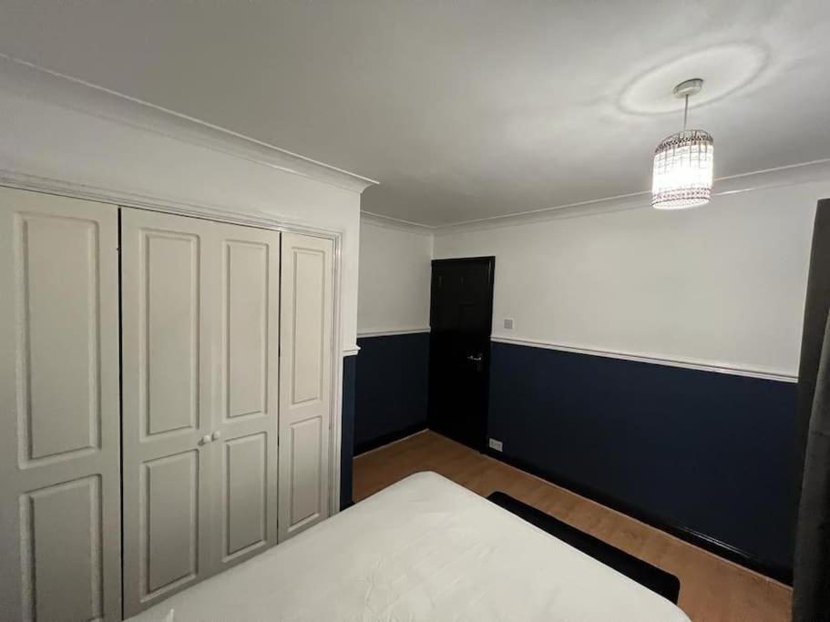Cheerful 3 Bed House With Free Parking. Villa Nottingham Exterior photo